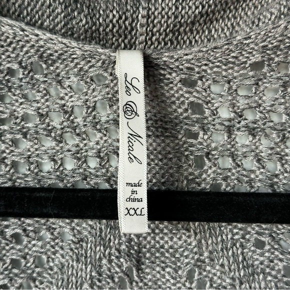 Leo & Nicole Gray Cardigan Size XXL - Picture 3 of 8